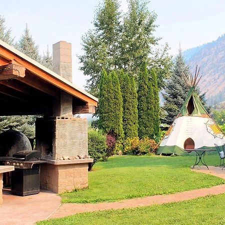 Similkameen Wild Resort & Winery Retreat Osoyoos Eksteriør billede