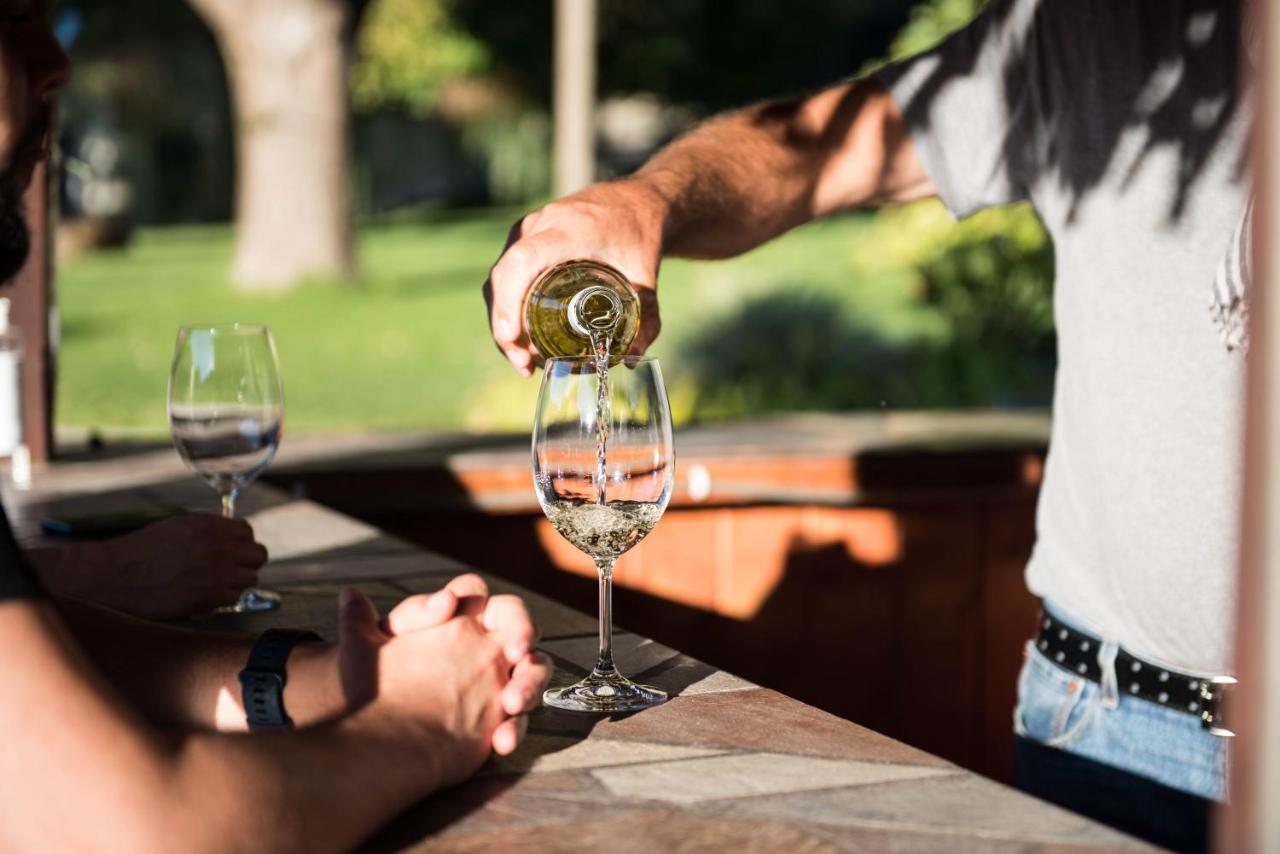 Similkameen Wild Resort & Winery Retreat Osoyoos Eksteriør billede