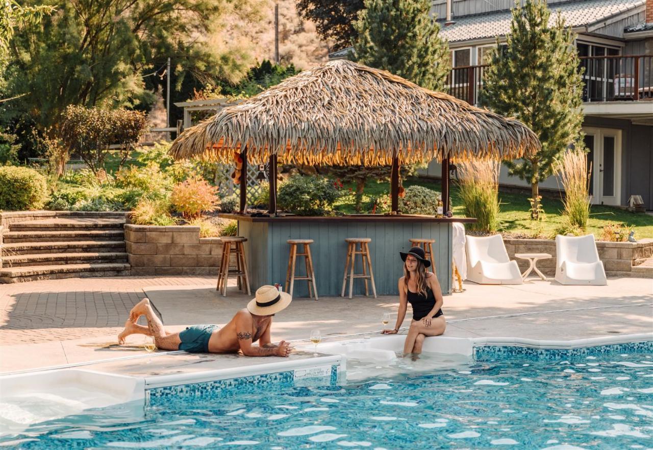 Similkameen Wild Resort & Winery Retreat Osoyoos Eksteriør billede