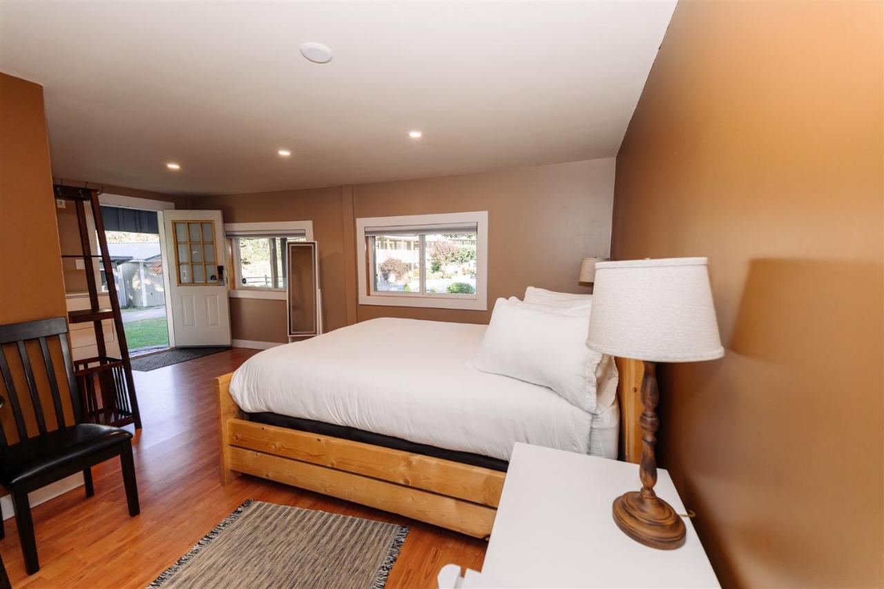 Similkameen Wild Resort & Winery Retreat Osoyoos Eksteriør billede
