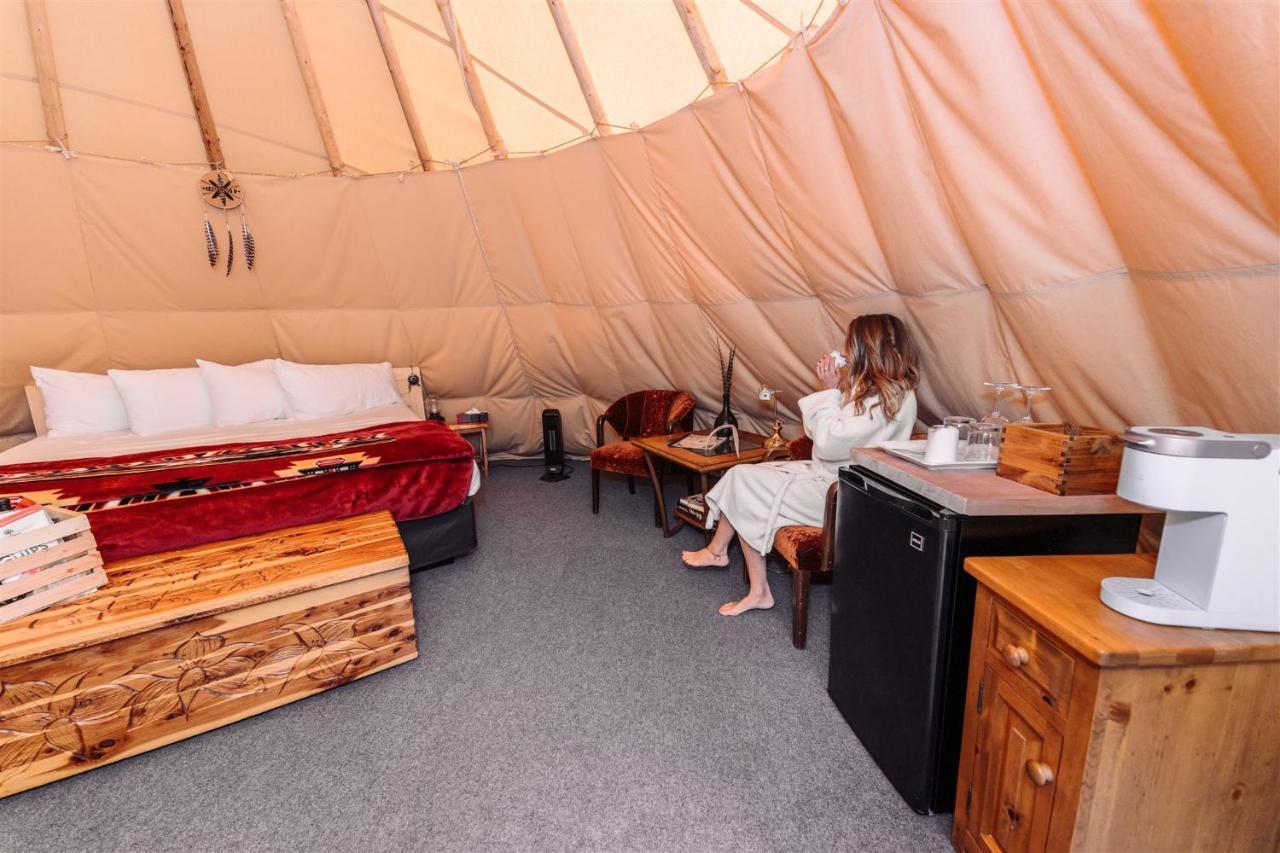 Similkameen Wild Resort & Winery Retreat Osoyoos Eksteriør billede